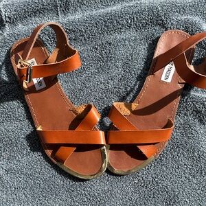 Steve Madden Tan Sandals with Gold Accents Size 7.5